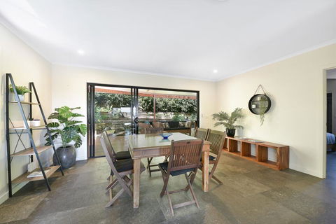 250 David Low Way, Peregian Beach - Accommodation QLD 3