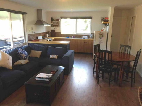 BLACK DUCK SHACK -Dog Friendly -Red Rocks Beach - Accommodation QLD 3