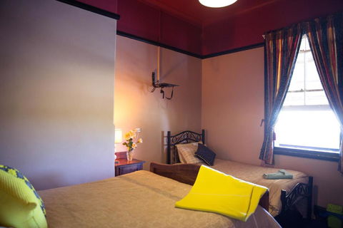 Boorowa Hotel - Accommodation QLD 4