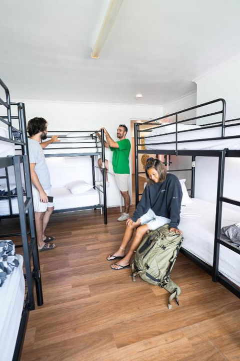 CALI Backpackers - Accommodation QLD 3