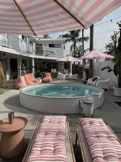 CALI Backpackers - Accommodation QLD 0