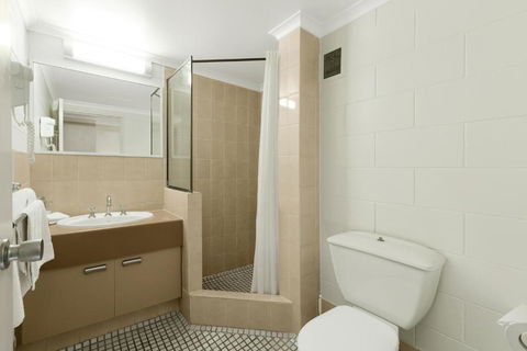 Cascade Gardens - Accommodation QLD 1