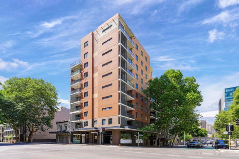 CBD 3br Apt For 8 Guests Near Train Shopping - Accommodation QLD 1