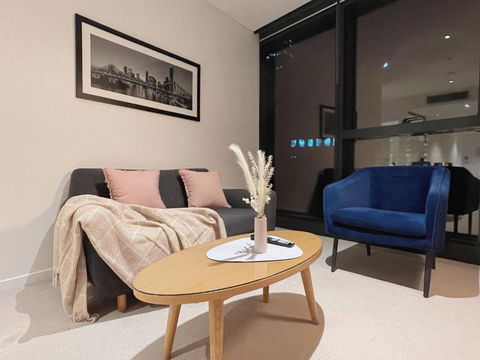 CBD Cozy 2Beds Apt At Brisbane Tallest Building With Free Parking - Accommodation QLD 1