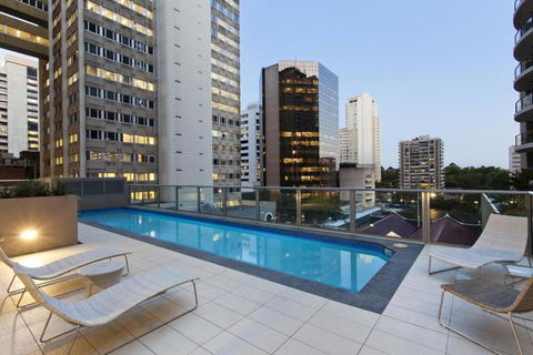 CBD Studio With Balcony+pool+gym+sauna - Accommodation QLD 0