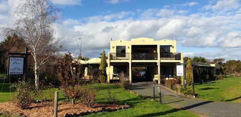 Chateau Bass - Accommodation QLD 0