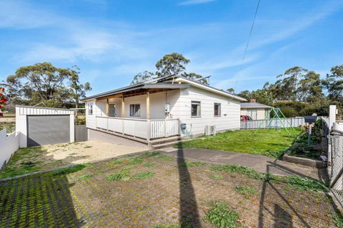 Coastal Retreat By The Beach - Accommodation QLD 3