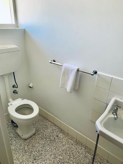 Coonalpyn Hotel - Accommodation QLD 1