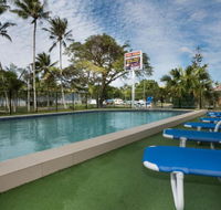 Coral Towers Holiday Suites - Accommodation QLD