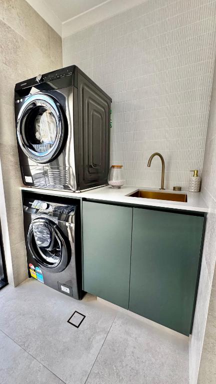 Cozy & Relaxed Stay In Bayswater - Accommodation QLD 1