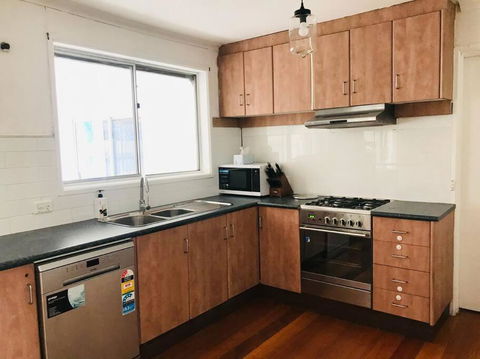 D124 Big Stay At Biggs - Accommodation QLD 1
