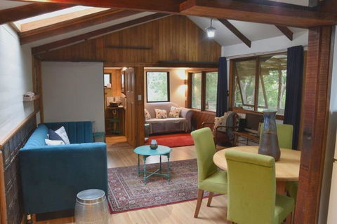 Daylesford Le Shack Secluded Cottage - Accommodation QLD 0