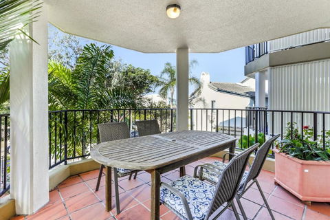 Delightful Apartment Close To The Beach, Sunshine Beach - Accommodation QLD 1