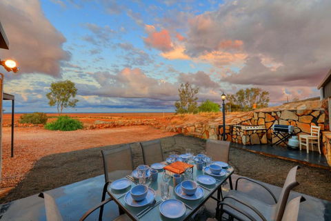 Desert Hideaway - Underground Living - White Cliffs - Accommodation QLD 0
