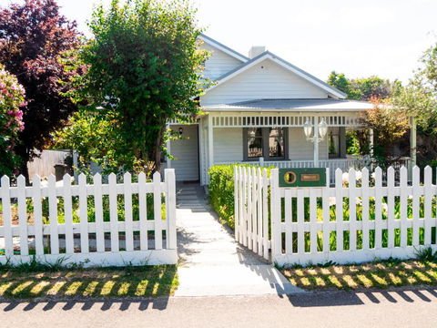 Di Maggio House - Luxury Interiors - Free Parking And Wi-Fi - Accommodation QLD 0