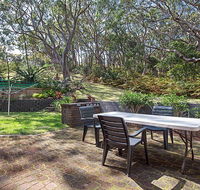 3 'Adriana' 83 Ronald Avenue - unit with a backyard - Accommodation QLD