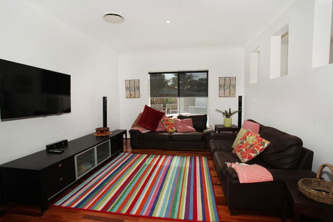 3 Bauhinia Crescent Marcoola - PET FRIENDLY, LINEN SUPPLIED, 500 BOND - Accommodation QLD 3