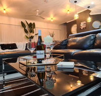 3 BEDROOM CITY ESCAPE - CHAMPAGNE STAYS Darwin - Accommodation QLD