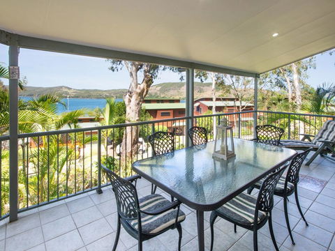 3 Bedroom Heliconia Grove On Hamilton Island - Accommodation QLD 2