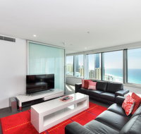 3 Bedroom Ocean View Private Apartment in Surfers Paradise - Accommodation QLD