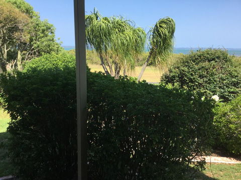 3 Sea/Fraser Island View Deckings, Beachfront, Marina - Accommodation QLD 2