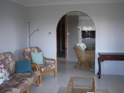 3/17 Park Street - Accommodation QLD 2