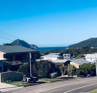 31 Kerrigan St - large home with water views  boat parking - Accommodation QLD