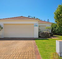 32 Beachside - Accommodation QLD