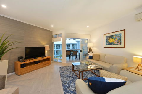 328 Beaches - Accommodation QLD 3