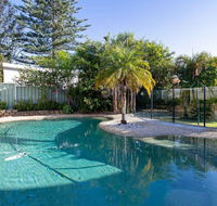 33 Gloucester St -huge holiday house in Nelson Bay with pool and stunning water views - Accommodation QLD