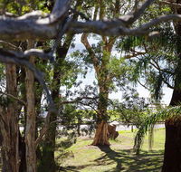 34 'Bay Parklands' 2 Gowrie Avenue - WIFI Views Pool Spa  Tennis Court - Accommodation QLD