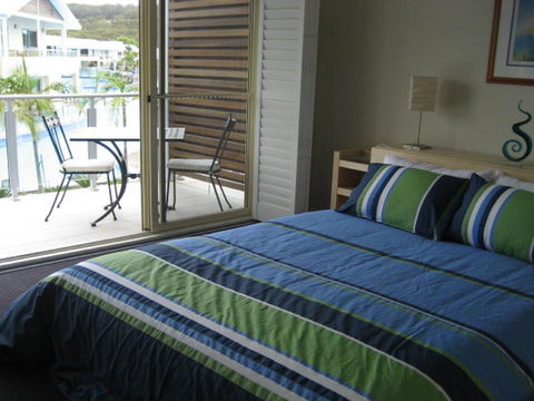 349 'Oaks Pacific Blue' 265 Sandy Point Road - Fantastic Pool - Accommodation QLD 3