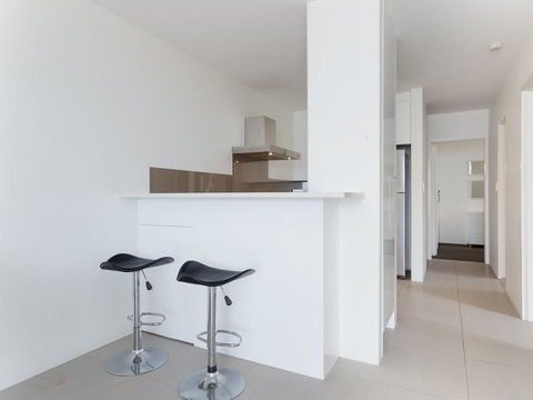 4 'Collendina', 19 Kurrawa Close - Fantastic Water Views And Sea Breezes - Accommodation QLD 3