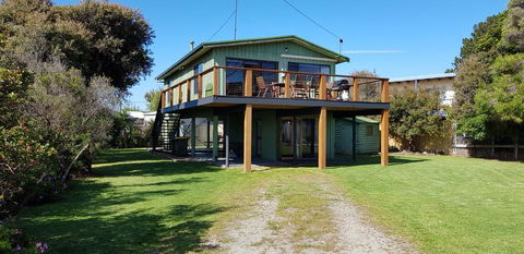 4 Bounty - Accommodation QLD 0