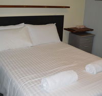 4 Lakeview Plaza - Accommodation QLD