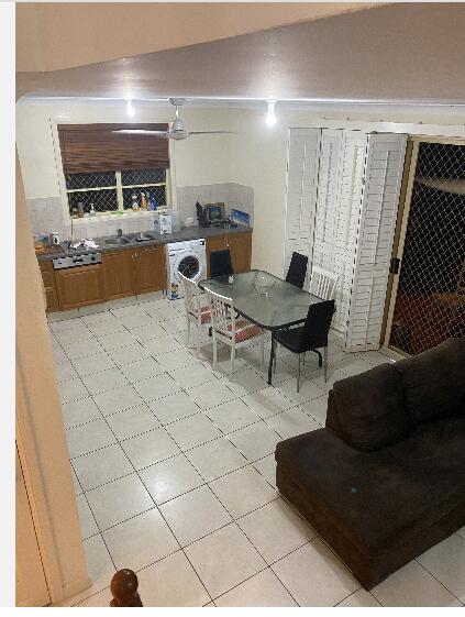 5 Mins To Movie World & Pet Friendly - Accommodation QLD 3