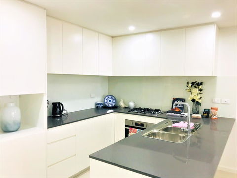 504 2 Bedroom In Kalina Serviced Apartments - Accommodation QLD 2