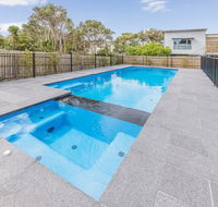 52 ON BAYVIEW - PET FRIENDLY OUTSIDE ONLY - Accommodation QLD