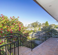 57 Carroll Ave Mollymook Beach - Relaxed Homely Retreat - Accommodation QLD