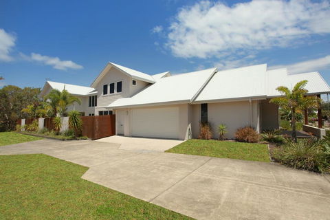 60 Beachway Parade, Marcoola, 500 BOND, Linen Supplied - Accommodation QLD 0
