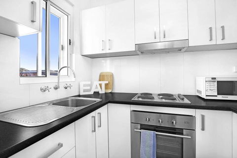 9 South Pacific 2 Bedrooms - Accommodation QLD 1