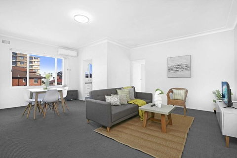 9 South Pacific 2 Bedrooms - Accommodation QLD 0