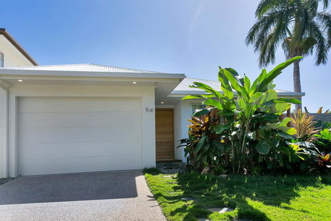 94 Northhouse - Beachside Luxury In Palm Cove - Accommodation QLD 1