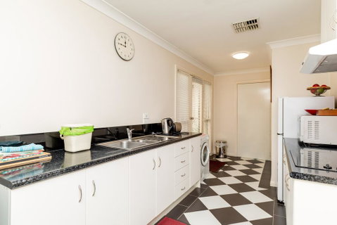 94Best Apartments - Accommodation QLD 2
