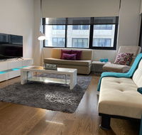 Realm Modern Executive Apartment 1BR Wine WiFi Secure Parking Canberra - Accommodation QLD