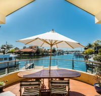A Mariners Place - BEST location in town - Accommodation QLD