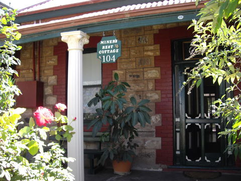 A Miner's Rest - Accommodation QLD 2