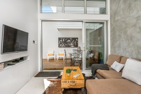 A PERFECT STAY - Studio 9 - Accommodation QLD 3