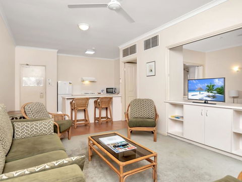 A Taste Of The Tropics - Accommodation QLD 1