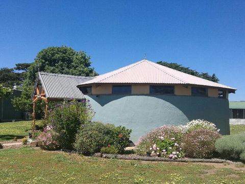 A Victor Harbour Retreat Aldinga-The Round Cottage - Accommodation QLD 0